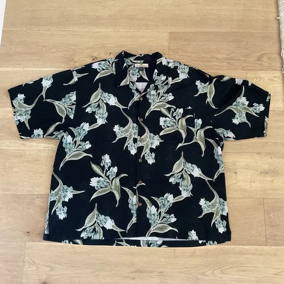 Tommy Bahama Black Floral Hawaiian Shirt - Picture 1 of 7